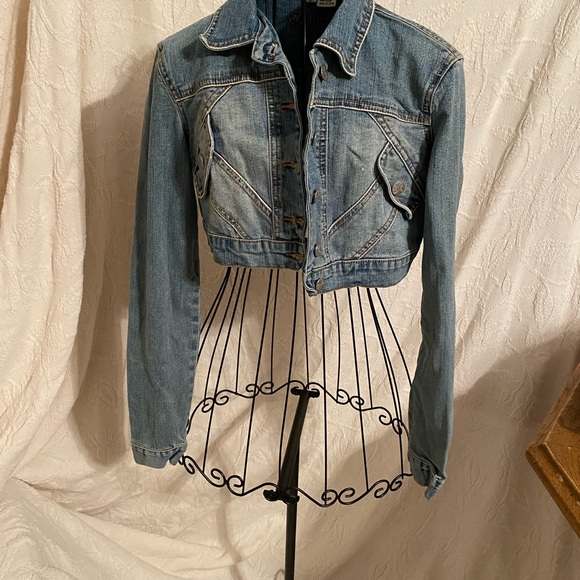 Cropped jean jacket - Picture 3 of 6
